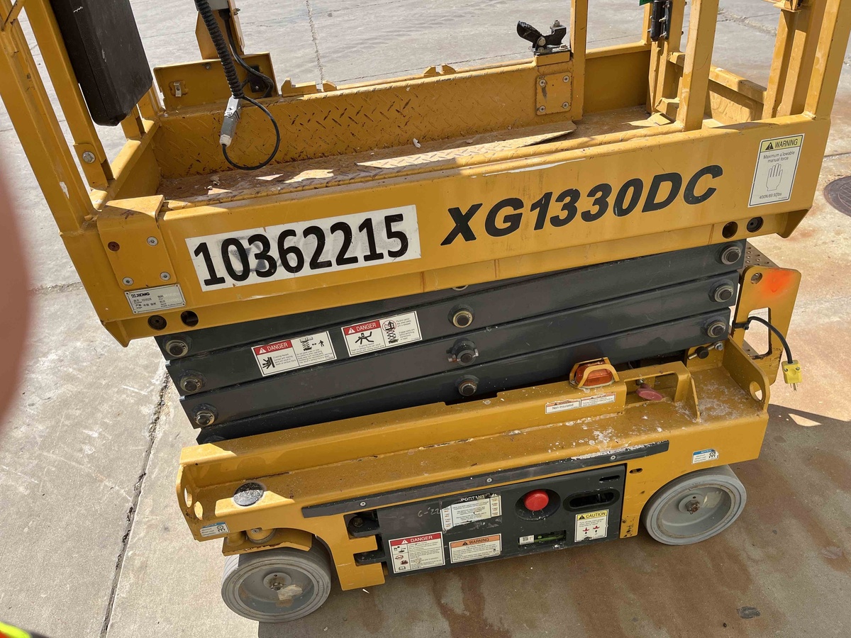 2021 XCMG XG1330DC-8