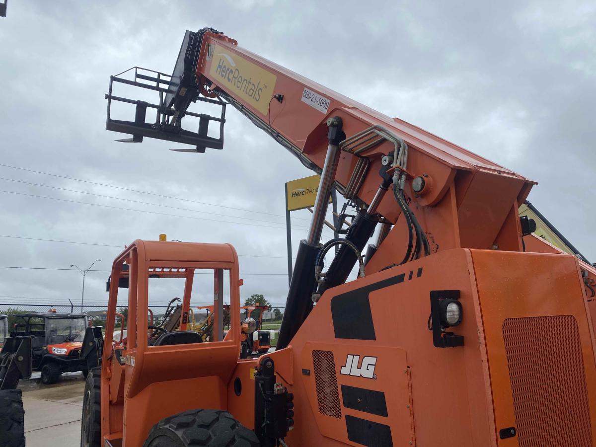 2018 SkyTrak 10054