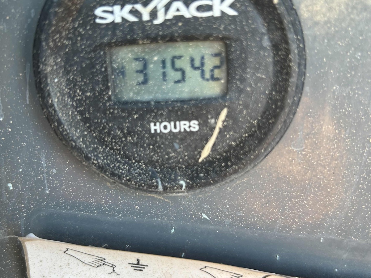 2018 Skyjack SJ-6832RT-5