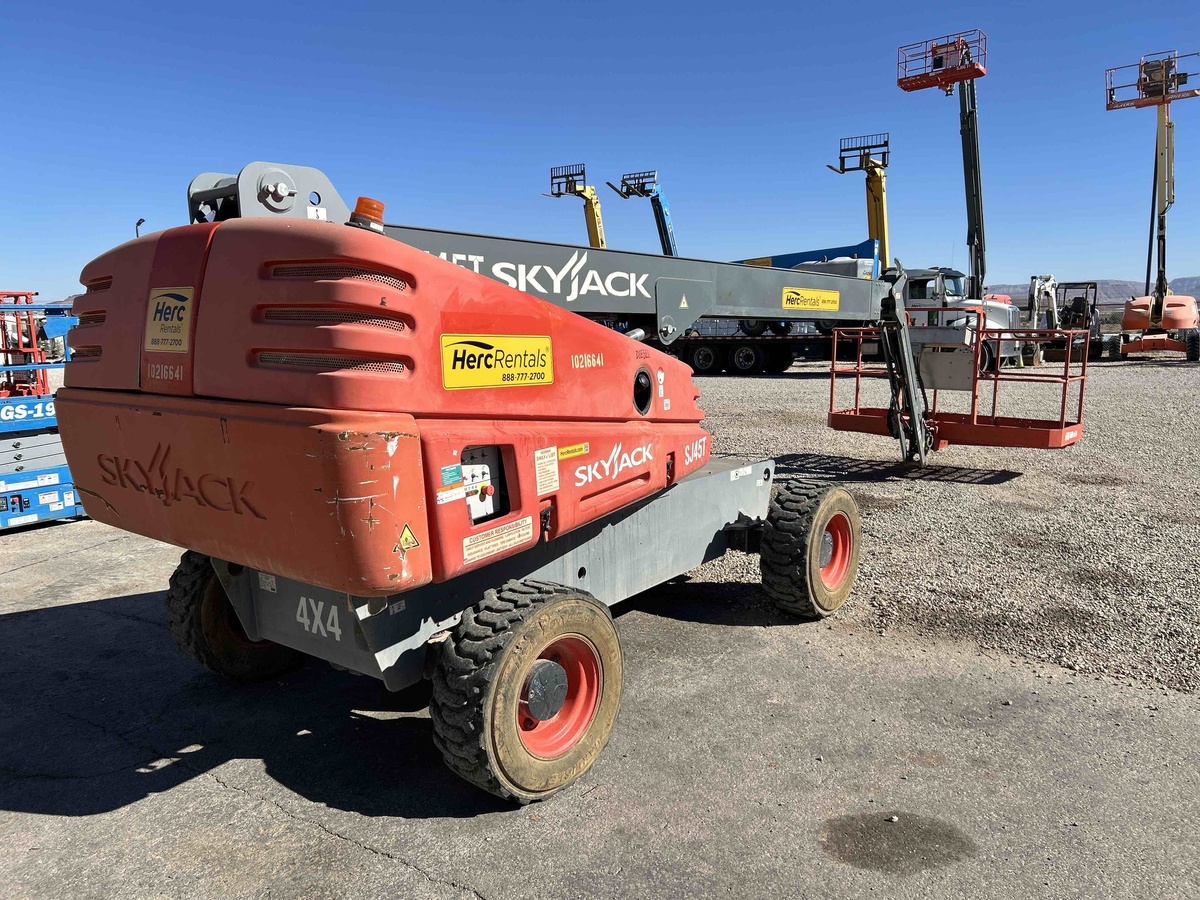 2017 Skyjack SJ45 T