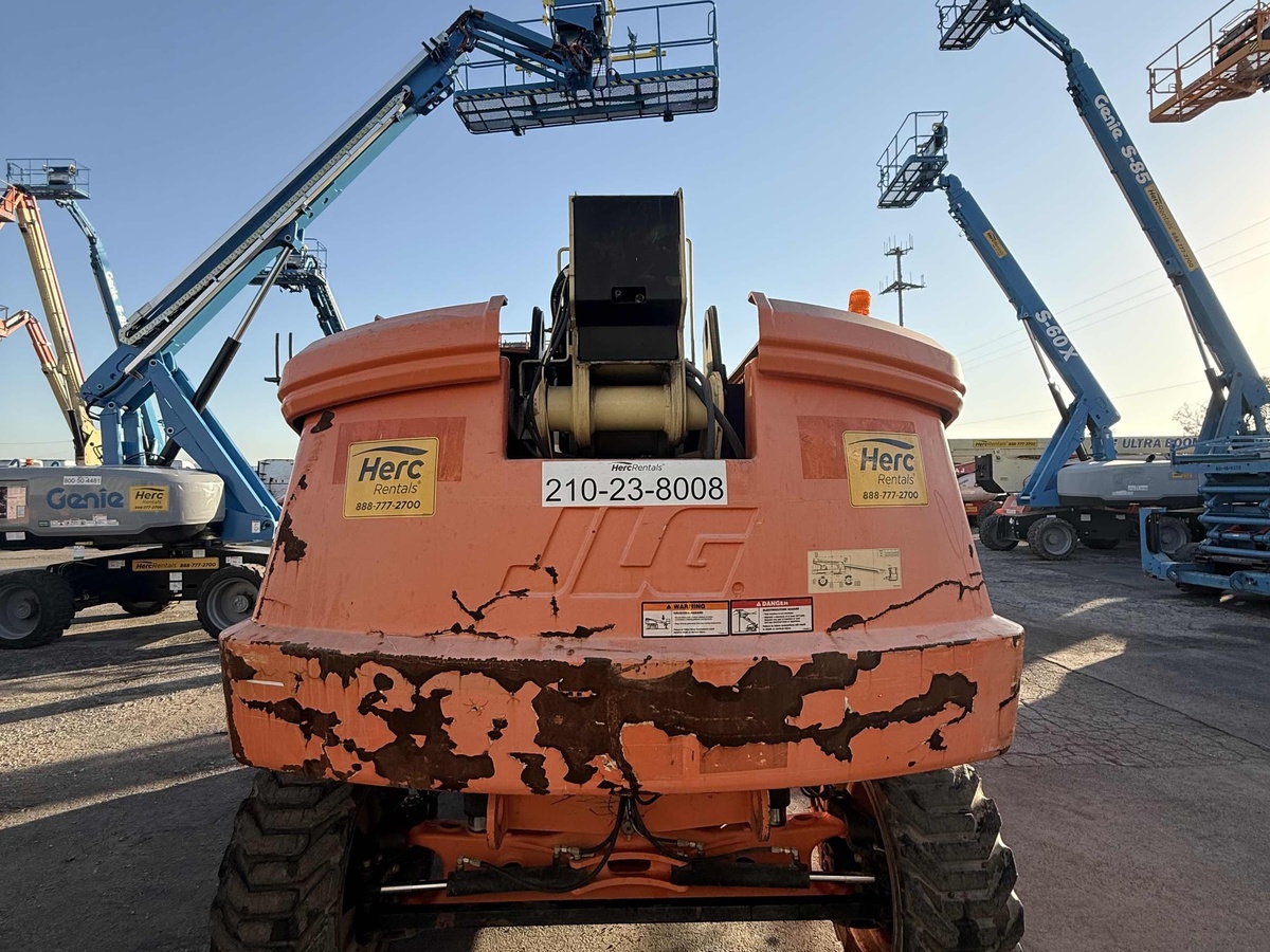 2018 JLG 660SJ-8