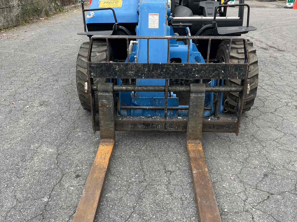 2017 Genie GTH-5519-4