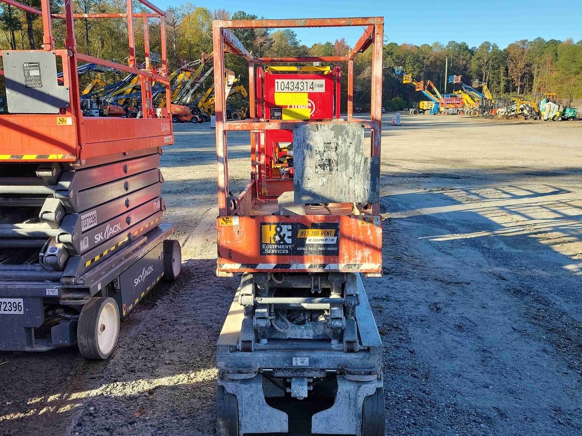 2017 Skyjack SJ3219-4