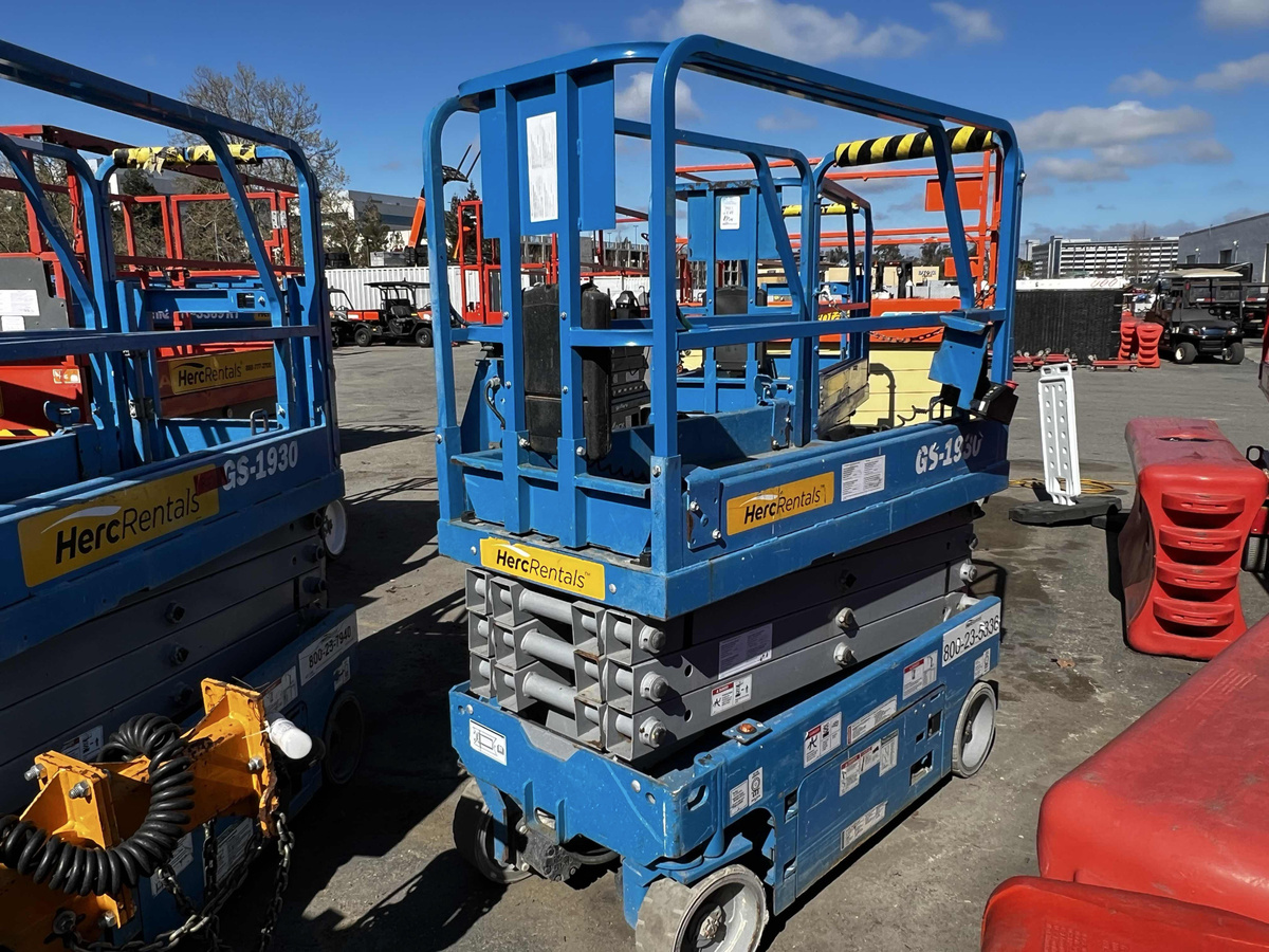 2018 Genie GS-1930