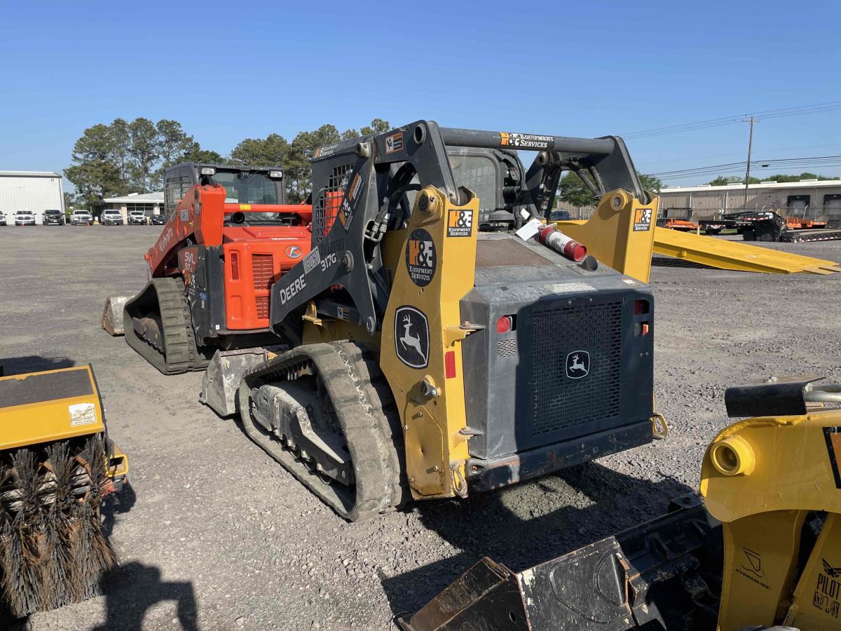 2021 John Deere 317G-2