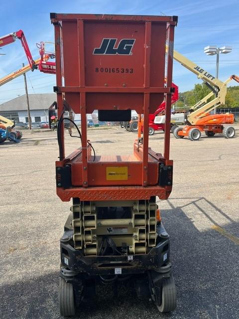 2017 JLG 1932R