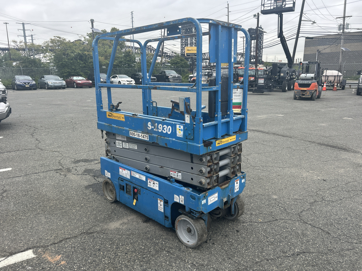 2017 Genie GS-1930-4