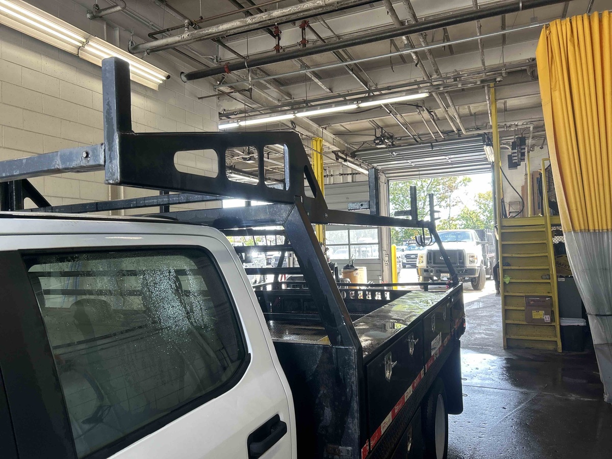 2021 Ford F550-12