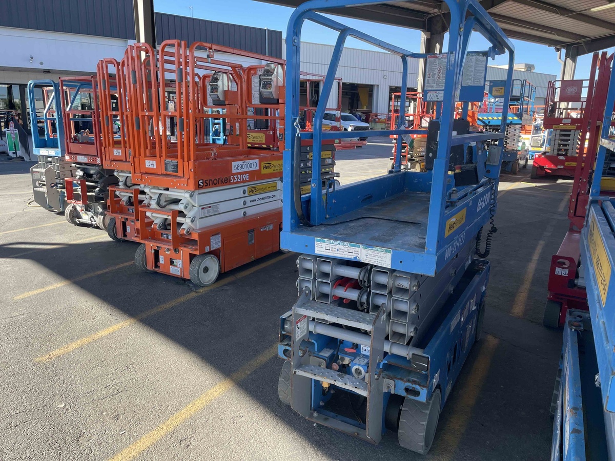 2018 Genie GS-1930-4