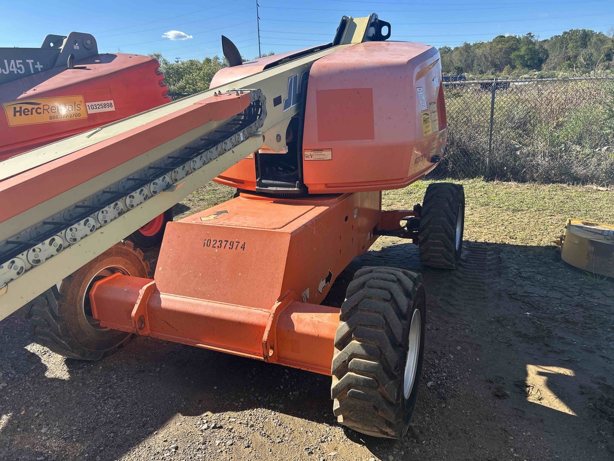 2018 JLG 460SJ-1