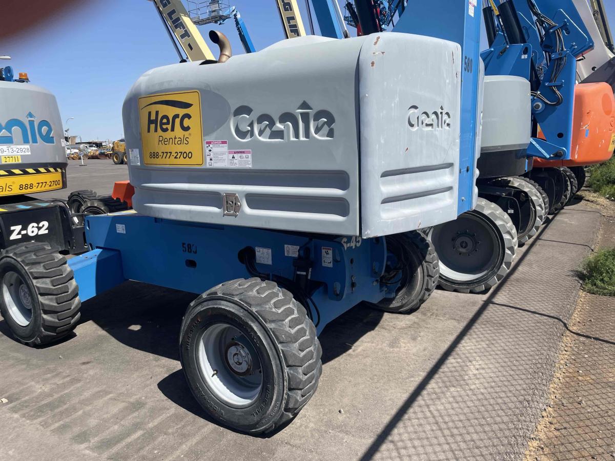 2017 Genie S-45