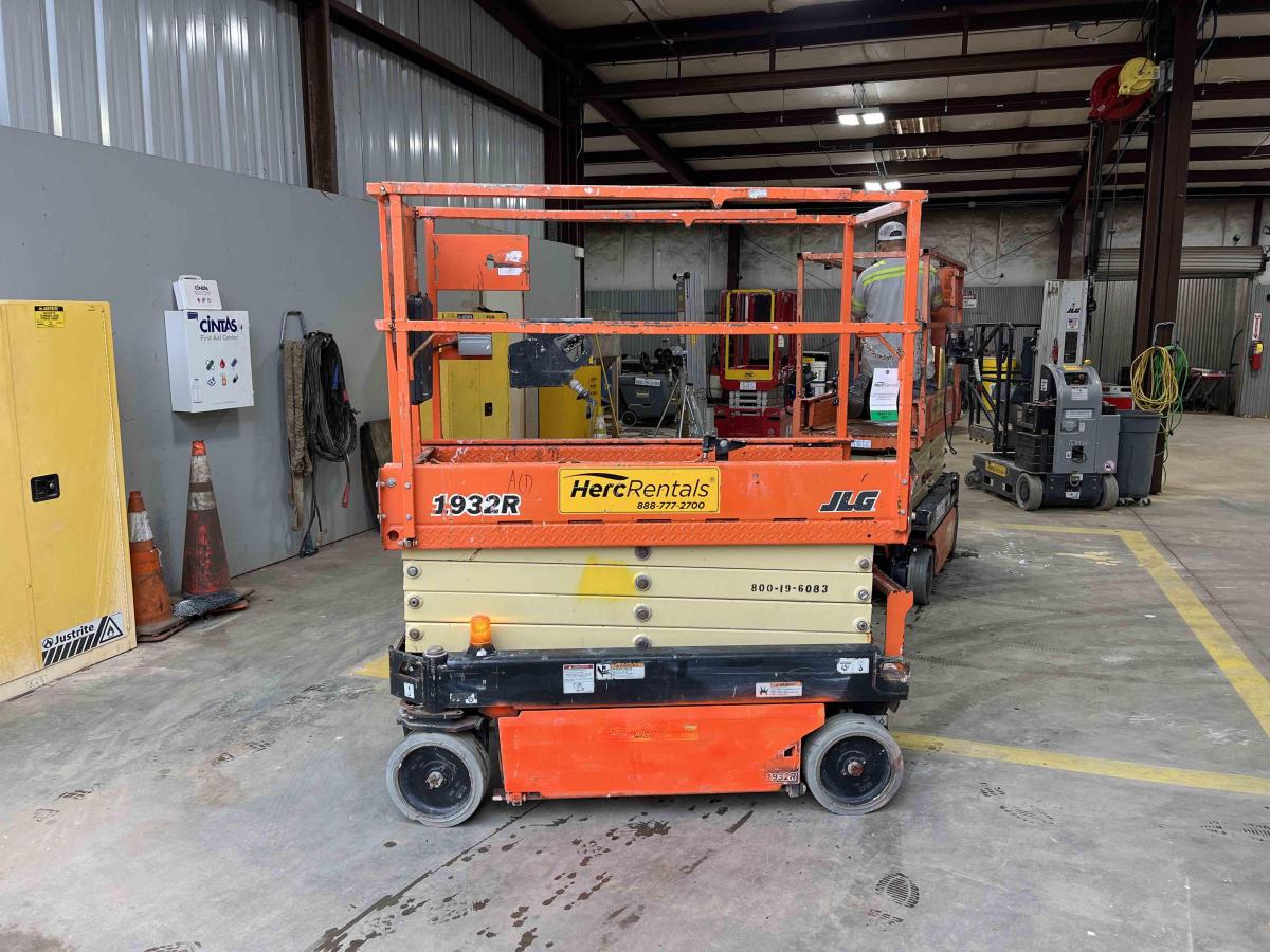 2018 JLG 1932R-6