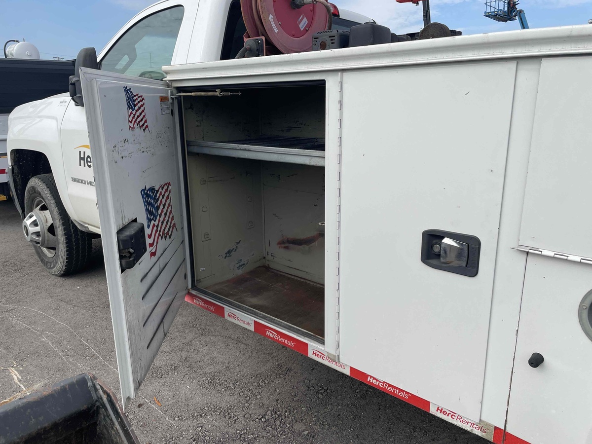 2019 Chevrolet 3500-8