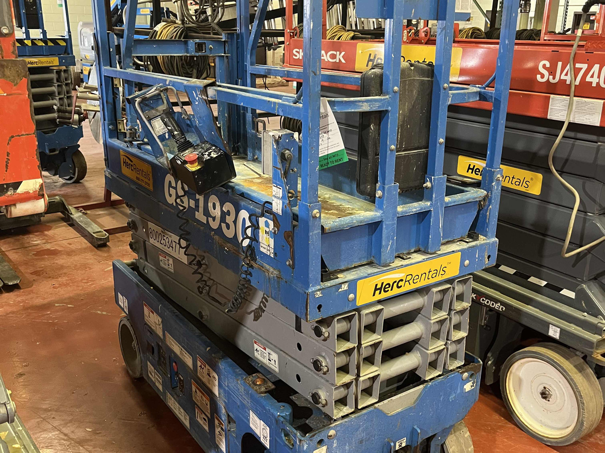 2019 Genie GS-1930-4