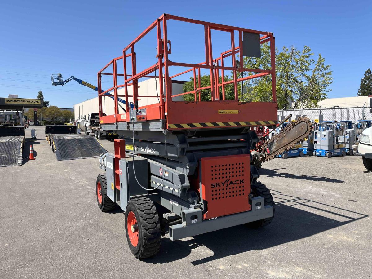 2017 Skyjack SJ8841 RT-2