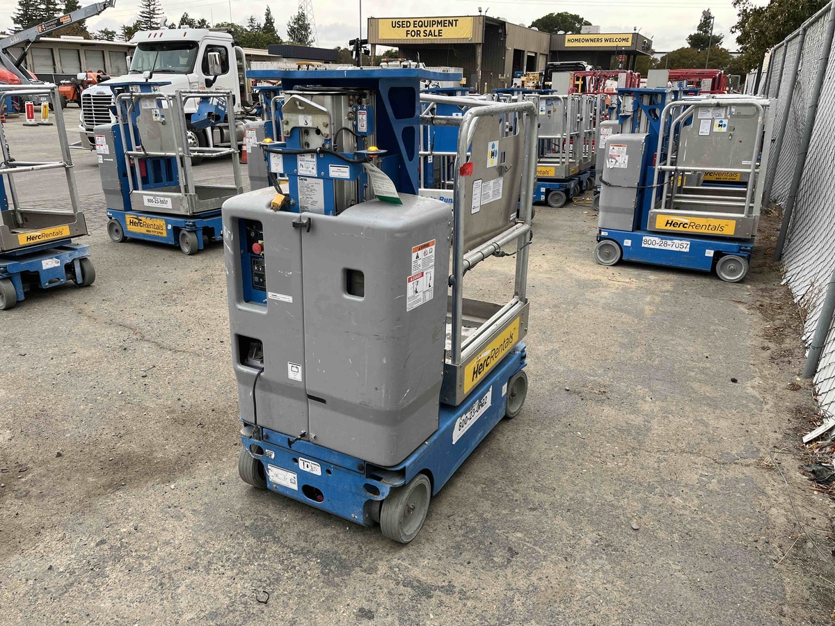 2018 Genie GR-12-3