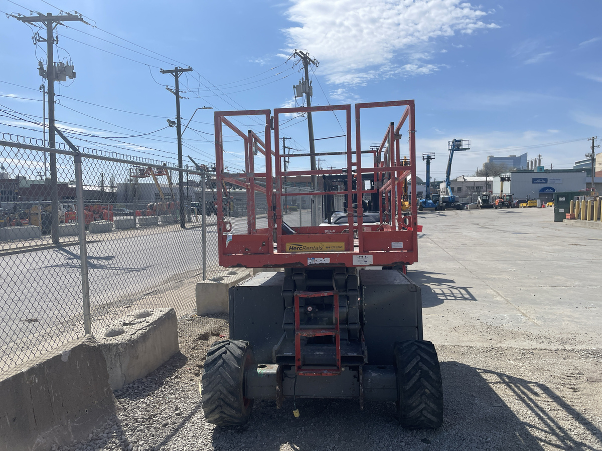 2018 Skyjack SJ-6832RT-4