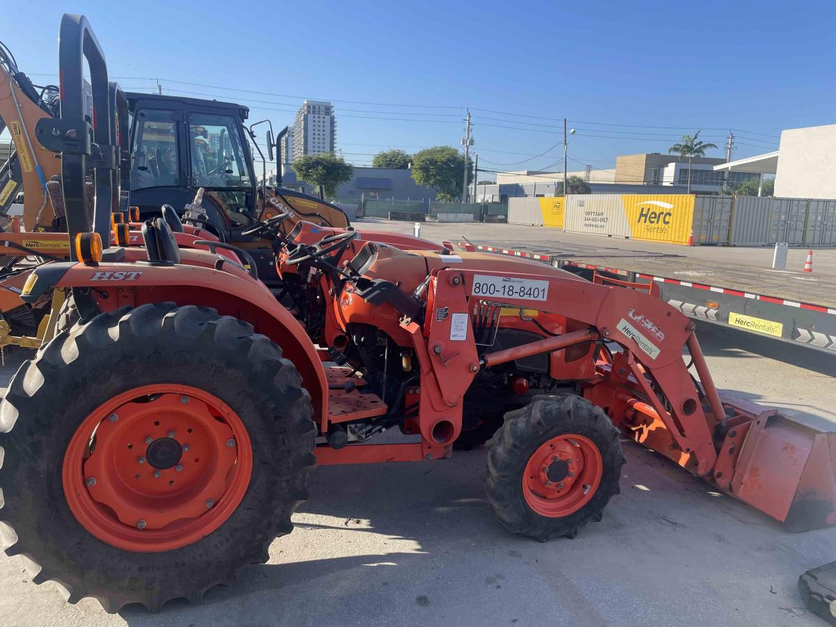 2017 Kubota L4701