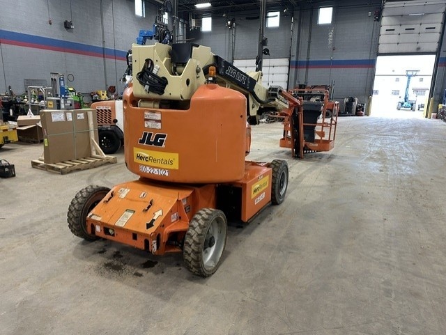 2018 JLG E400AJPN-2