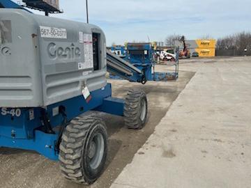 2019 Genie S-40