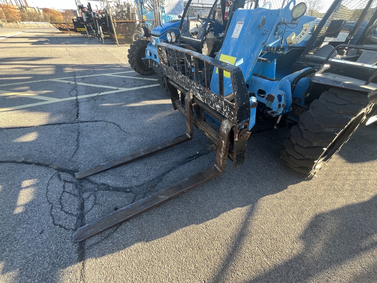 2018 Genie GTH-5519-8