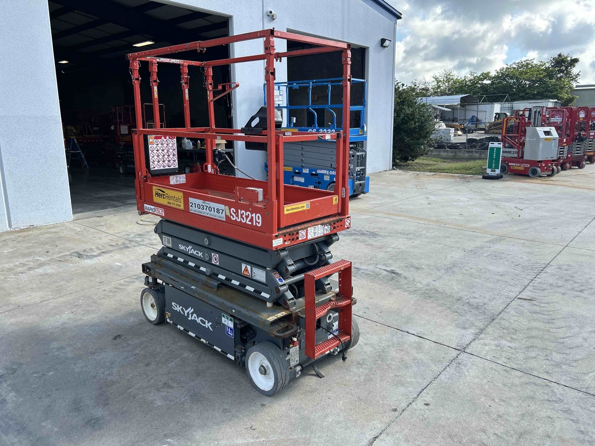 2022 Skyjack SJ3219-2