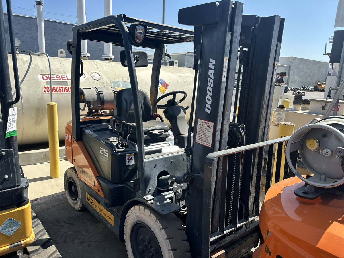 2019 Doosan G25N-7