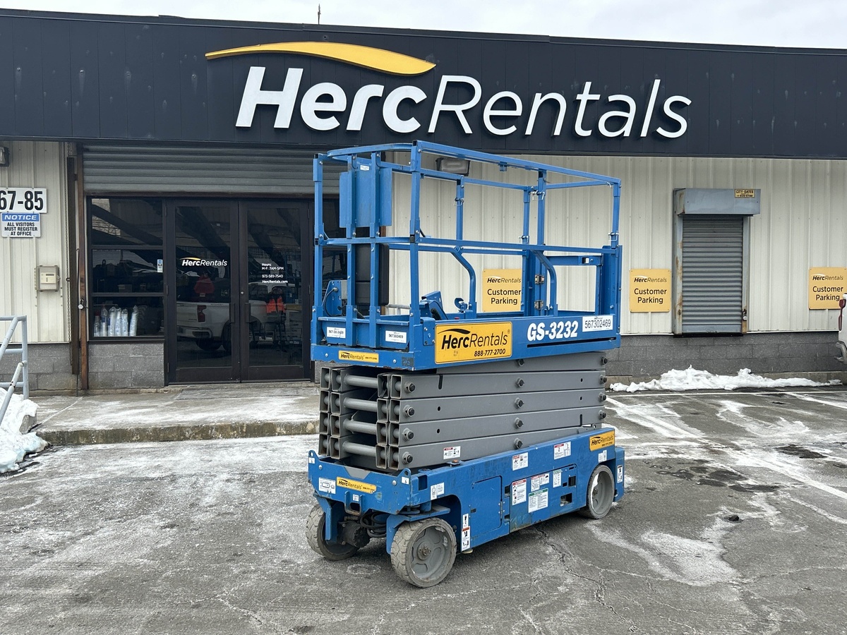 2017 Genie GS-3232
