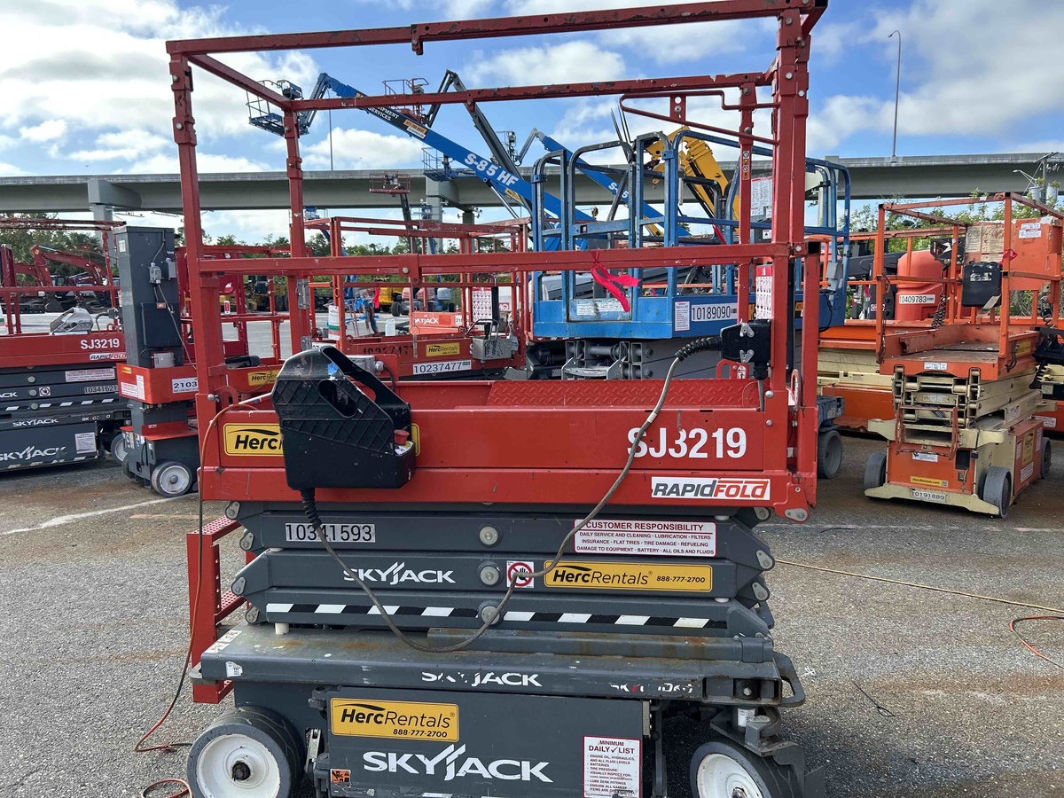 2021 Skyjack SJ3219-2