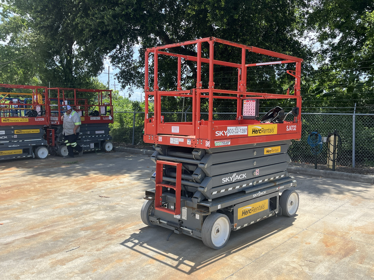 2021 Skyjack SJ4732-8