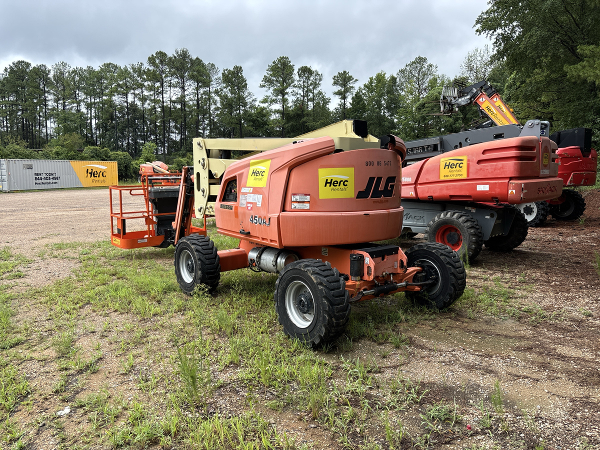 2015 JLG 450AJ-3