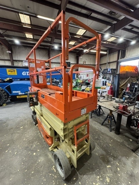 2016 JLG 2632ES-3