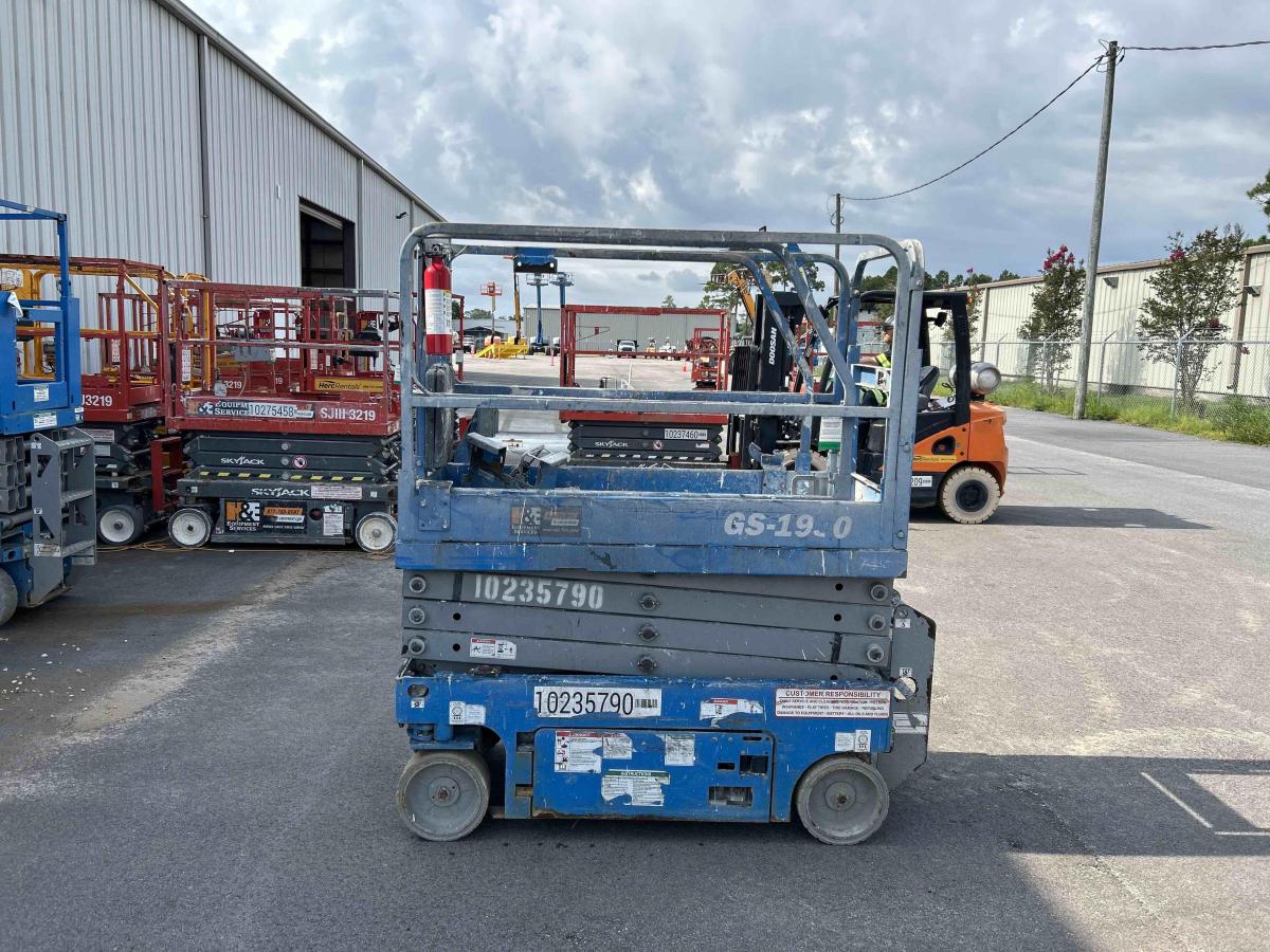 2018 Genie GS-1930-2