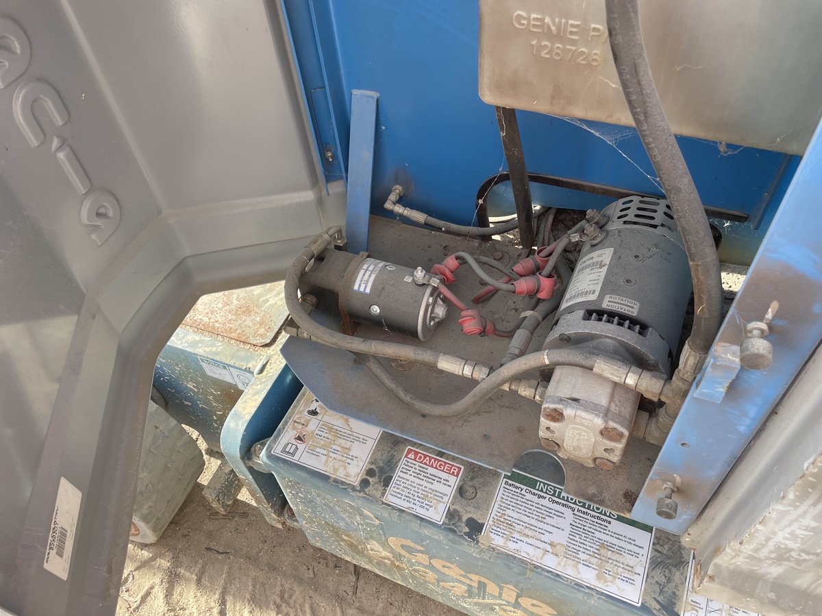 2017 Genie Z-34/22 N-8