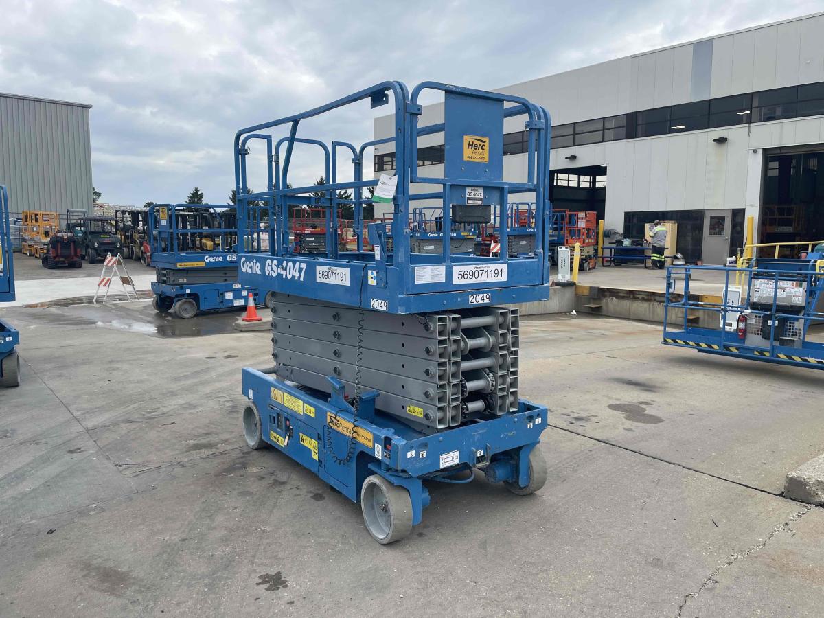 2016 Genie GS-4047