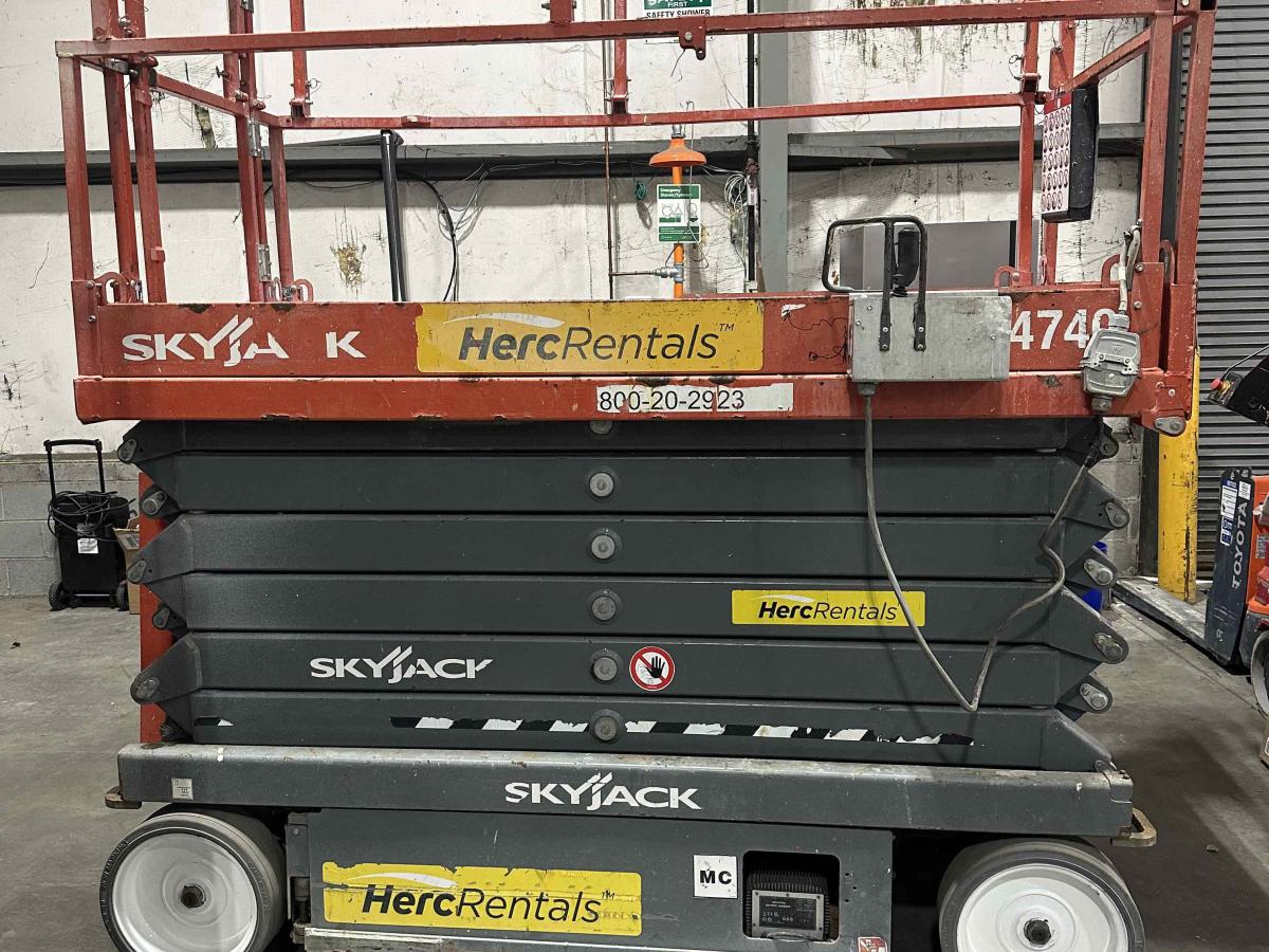 2018 Skyjack SJ4740