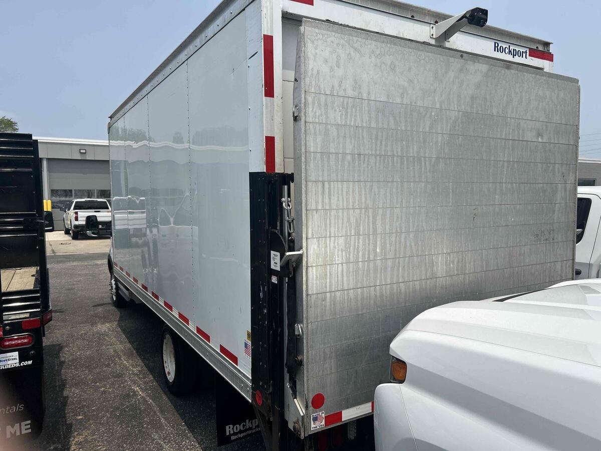 2019 Ford Transit 350-5