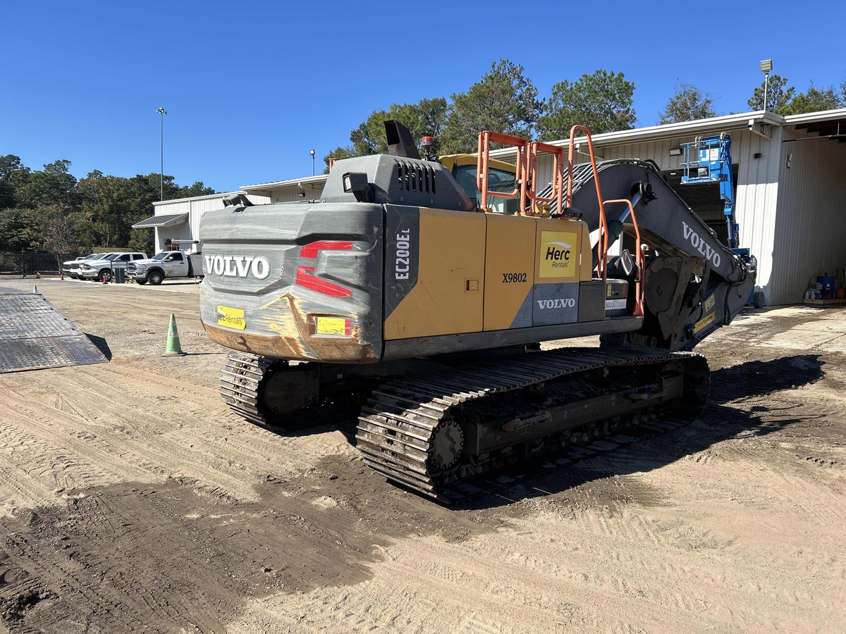 2021 Volvo EC200E-4