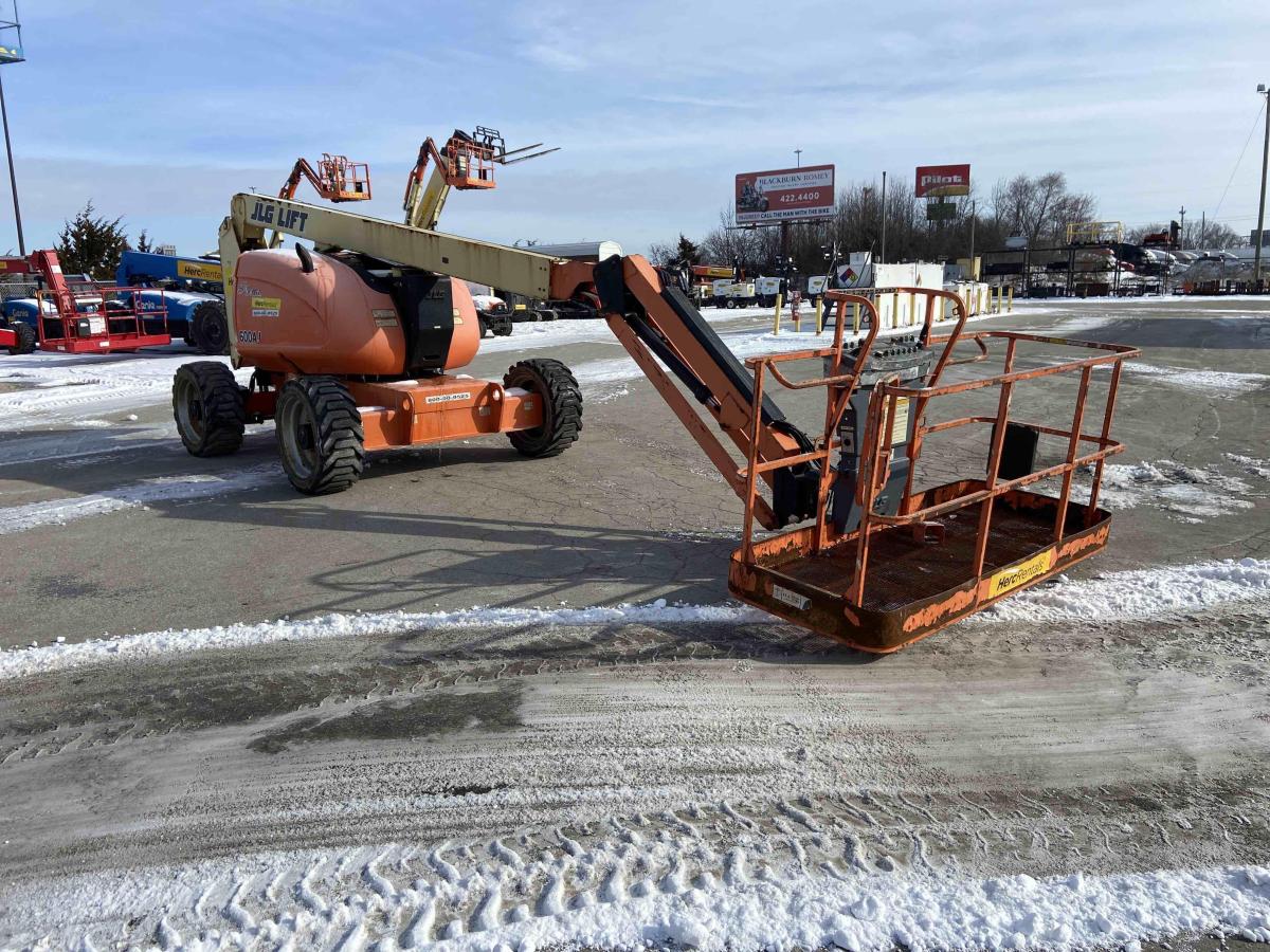 2014 JLG 600AJ