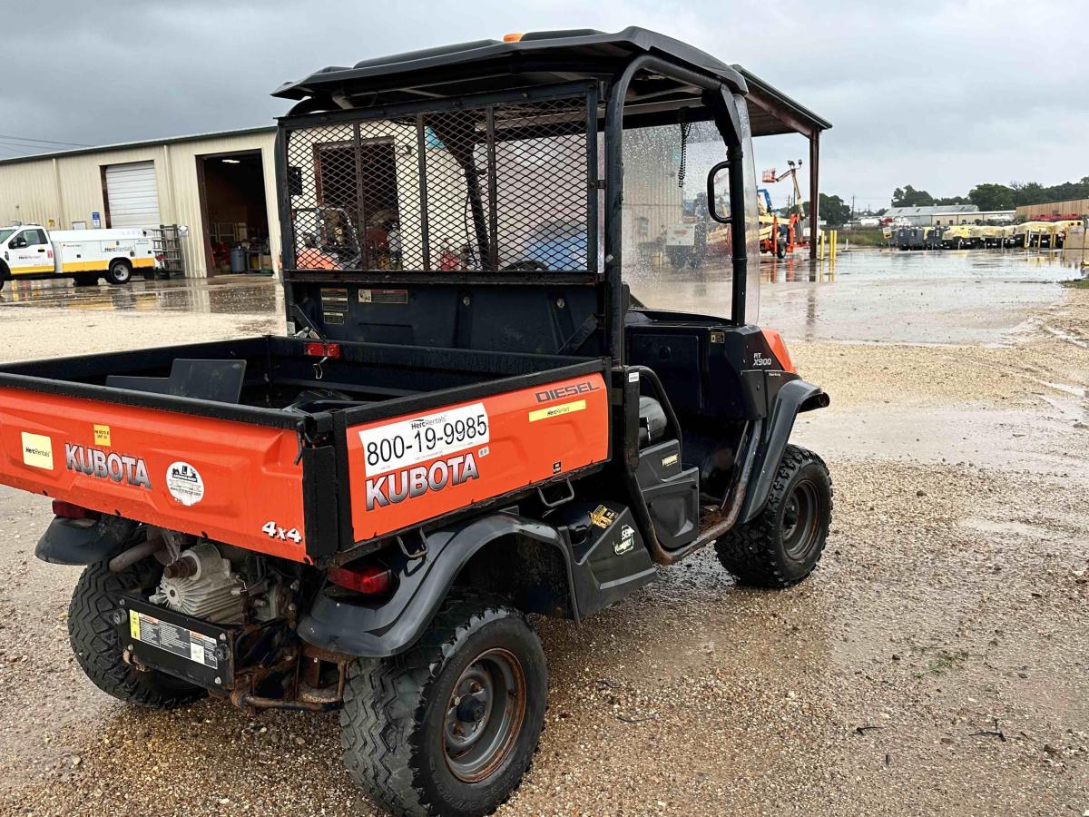 2018 Kubota RTVX900