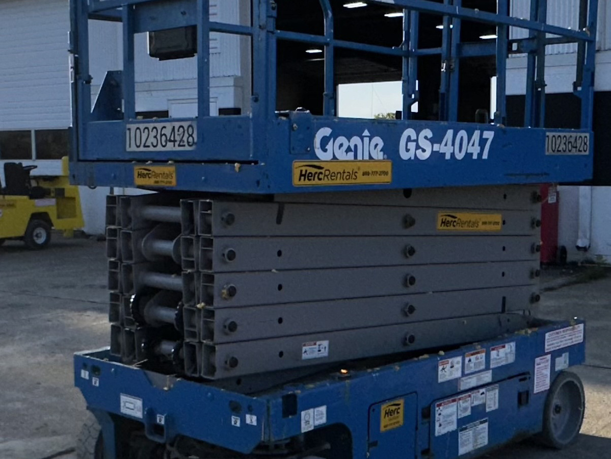2018 Genie GS-4047-8