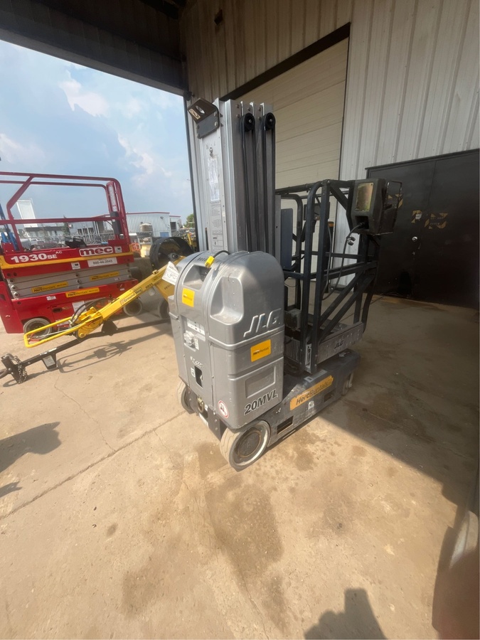 2016 JLG 20MVL-2