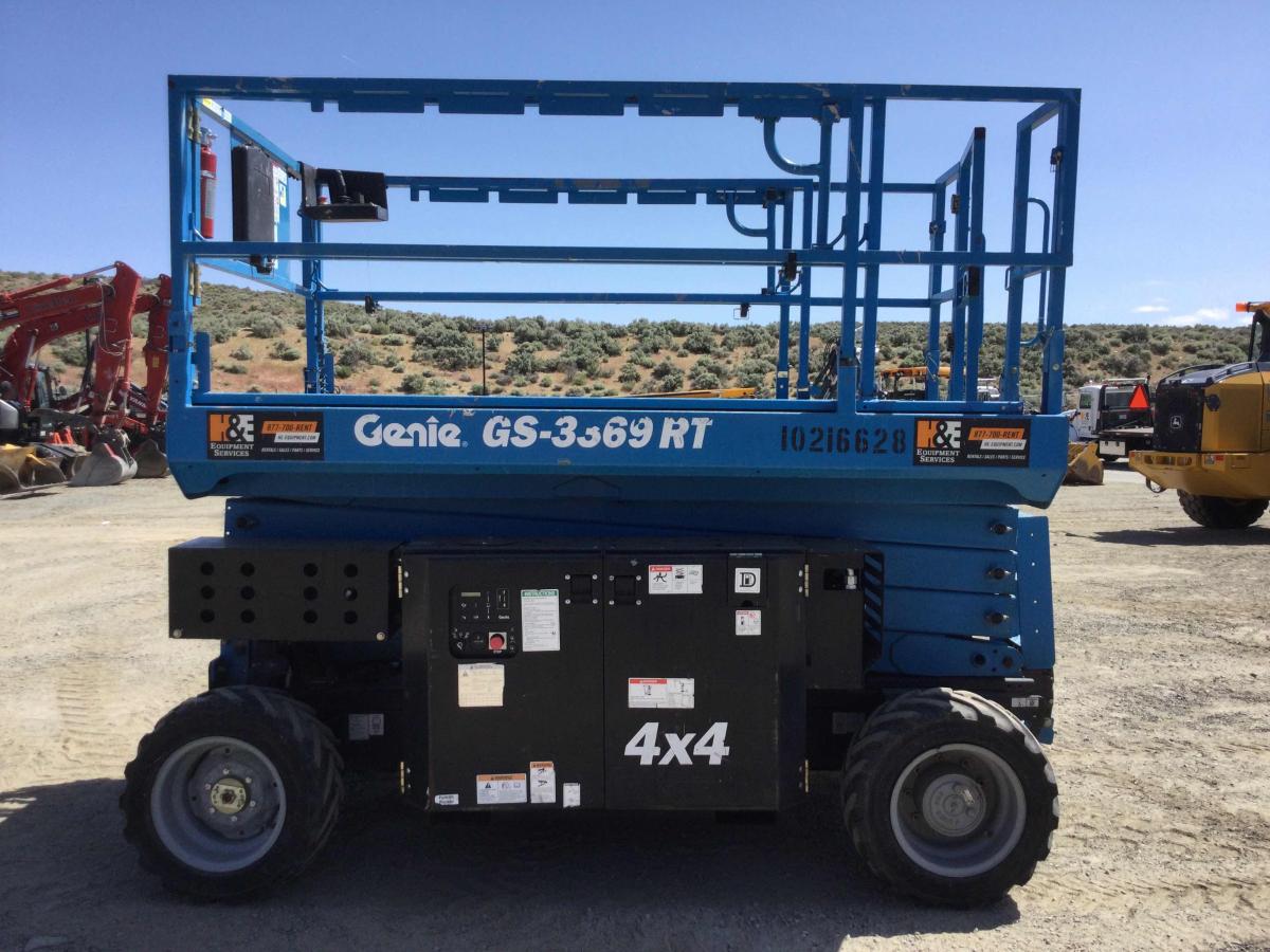 2017 Genie GS-3369 RT