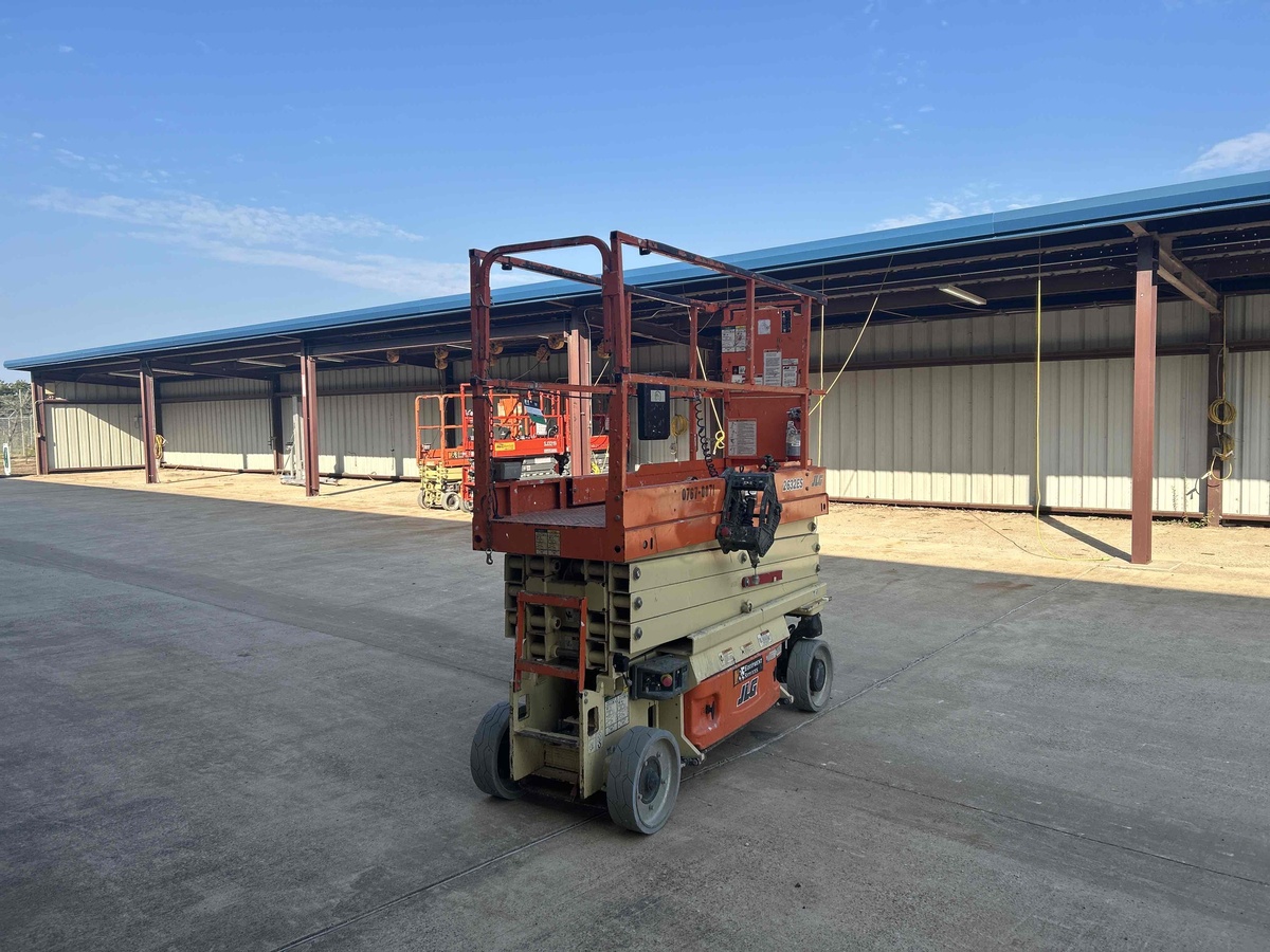 2018 JLG 2632ES-2