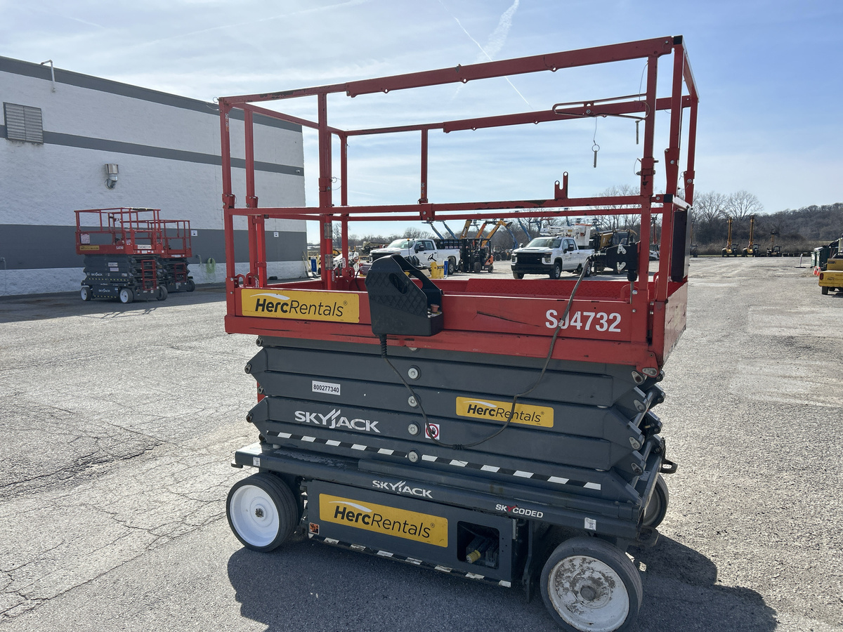 2020 Skyjack SJ4732