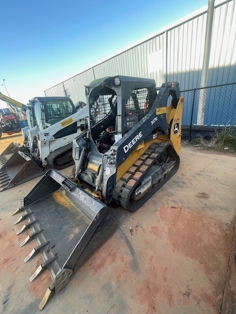 2021 John Deere 317G-1