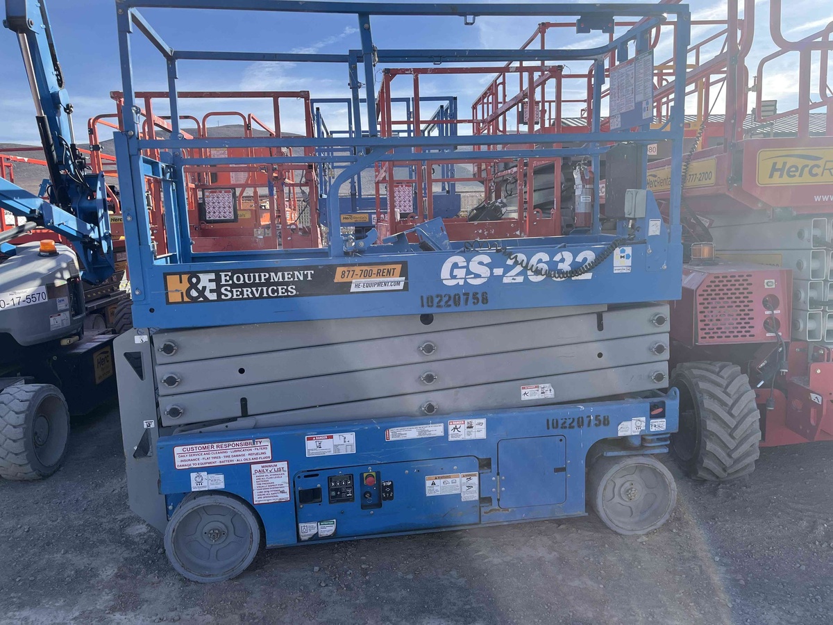 2017 Genie GS-2632