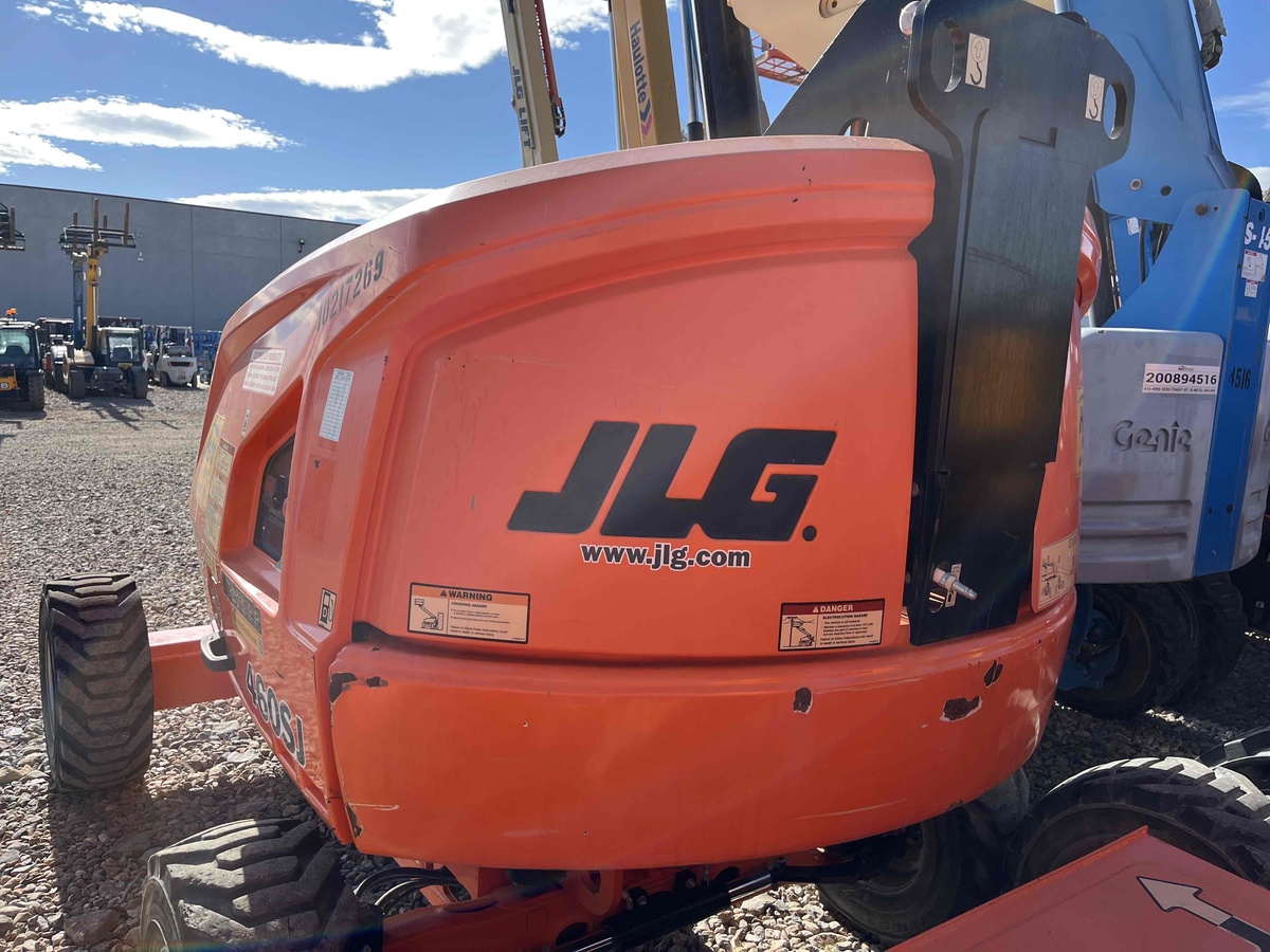 2017 JLG 460SJ-3