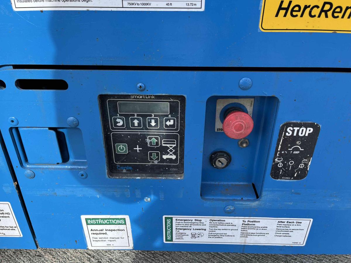 2014 Genie GS-3232