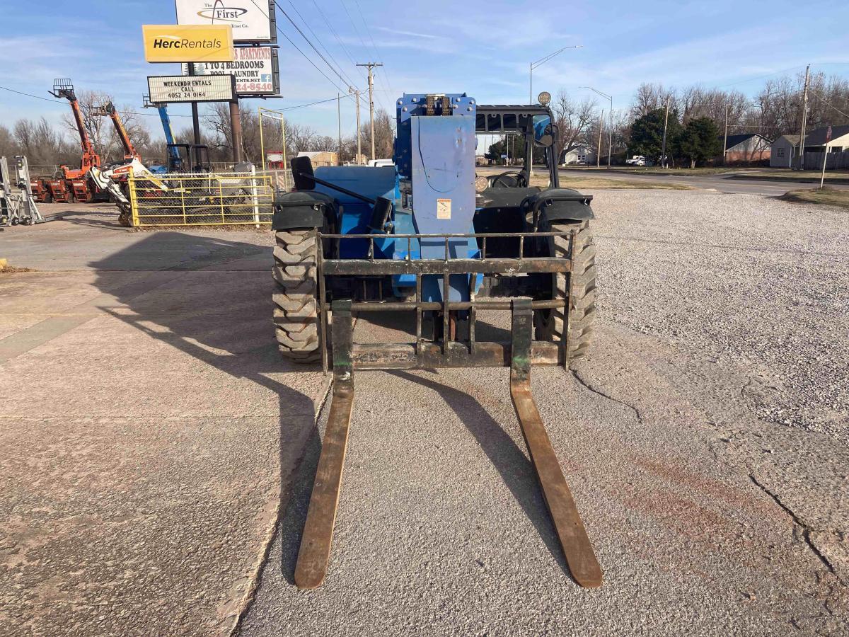 2018 Genie GTH 844